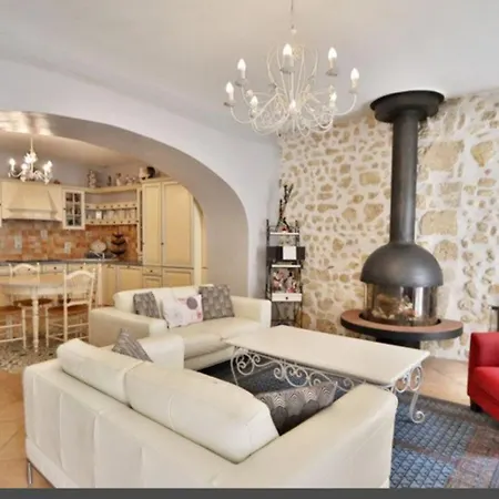 Des Vignerons Сasa de vacaciones